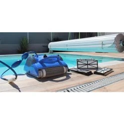 MAYTRONICS DOLPHIN Boden Und Wände Des Elektrischen Poolroboters Mit Ständer - Master M3 - Dolphin -Poolreinigung Verkäufe 2022 34733572 5