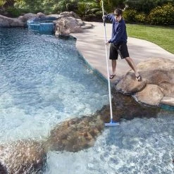 HIASDFLS Poolbürste, Poolbesen Aus Aluminium/Kunststoff Mit Starken Borsten Zum Reinigen Von Pools, Teichen, Spa-Stufen, Böden, Wänden, Poolboden Und Seitenreinigern -Poolreinigung Verkäufe 2022 59708434 3